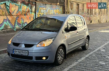 Хэтчбек Mitsubishi Colt 2005 в 