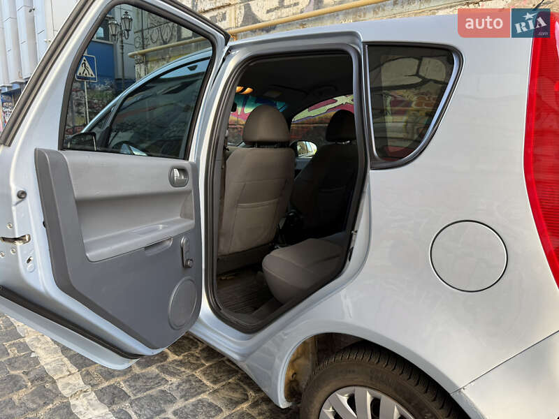 Хэтчбек Mitsubishi Colt 2005 в Одессе