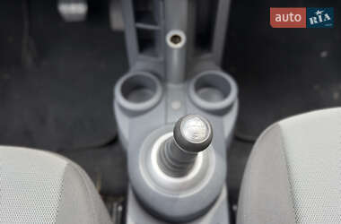 Хэтчбек Mitsubishi Colt 2009 в 