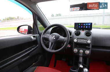 Хэтчбек Mitsubishi Colt 2008 в 