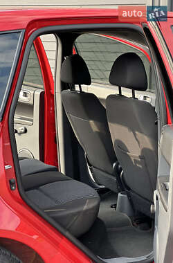 Хэтчбек Mitsubishi Colt 2009 в 