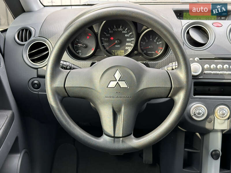 Хэтчбек Mitsubishi Colt 2009 в Кропивницком