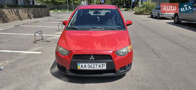 Хэтчбек Mitsubishi Colt 2009 в Киеве