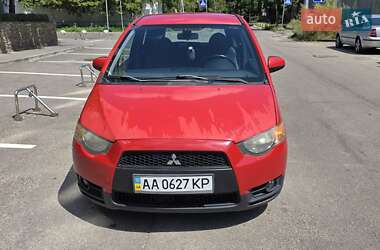 Хэтчбек Mitsubishi Colt 2009 в 