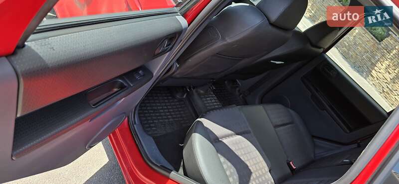 Хэтчбек Mitsubishi Colt 2009 в Киеве