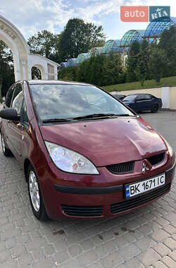 Хэтчбек Mitsubishi Colt 2005 в 