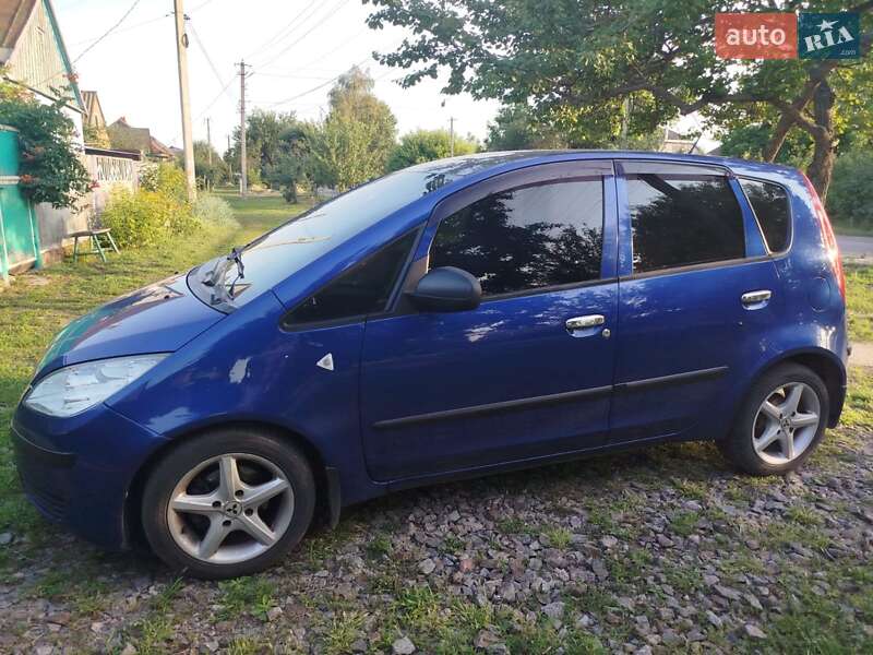 Хэтчбек Mitsubishi Colt 2008 в 