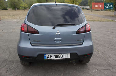 Хэтчбек Mitsubishi Colt 2008 в 