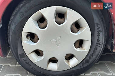 Хэтчбек Mitsubishi Colt 2005 в 