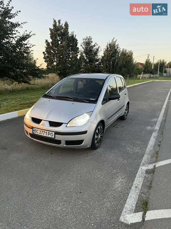 Хэтчбек Mitsubishi Colt 2008 в Киеве