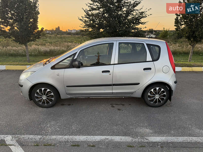 Хэтчбек Mitsubishi Colt 2008 в Киеве