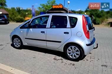 Хэтчбек Mitsubishi Colt 2006 в 