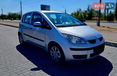 Хэтчбек Mitsubishi Colt 2006 в 