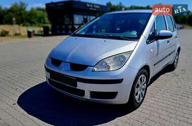 Хэтчбек Mitsubishi Colt 2006 в 