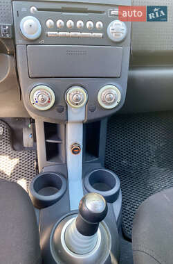 Хэтчбек Mitsubishi Colt 2006 в 
