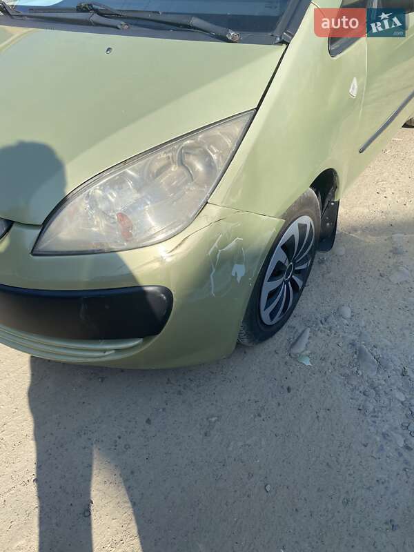 Хэтчбек Mitsubishi Colt 2006 в Ивано-Франковске