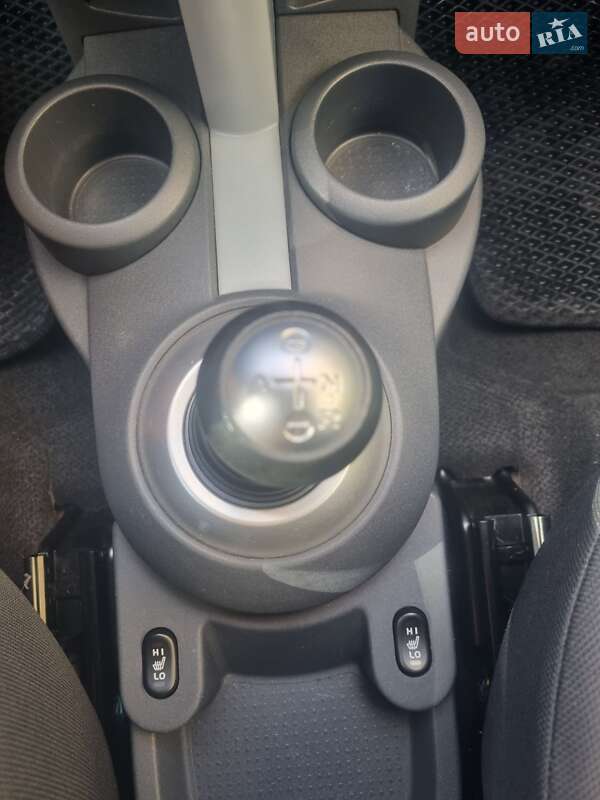 Хэтчбек Mitsubishi Colt 2007 в Полтаве фото 12 Хэтчбек Mitsubishi Colt 2007 в Полтаве