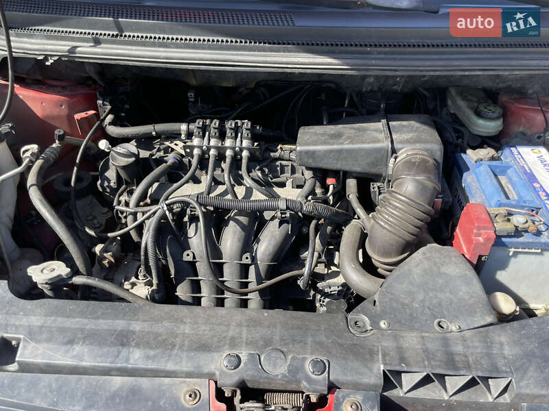 Хэтчбек Mitsubishi Colt 2006 в Киеве