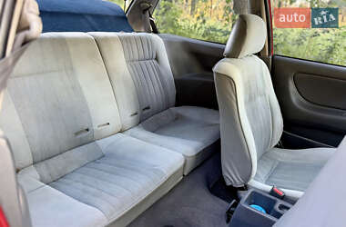 Хэтчбек Mitsubishi Colt 1993 в 