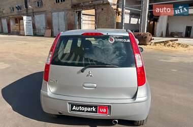 Хэтчбек Mitsubishi Colt 2007 в 