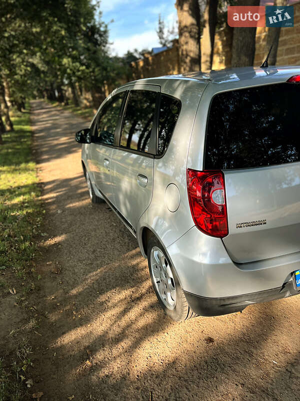 Хэтчбек Mitsubishi Colt 2011 в Ровно