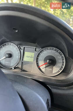 Хэтчбек Mitsubishi Colt 2011 в 