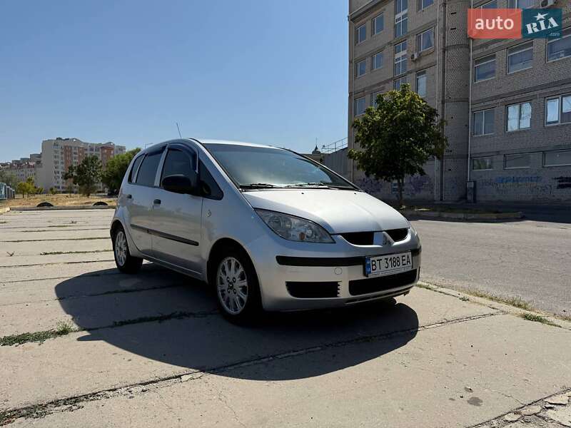 Хетчбек Mitsubishi Colt 2005 в Херсоні