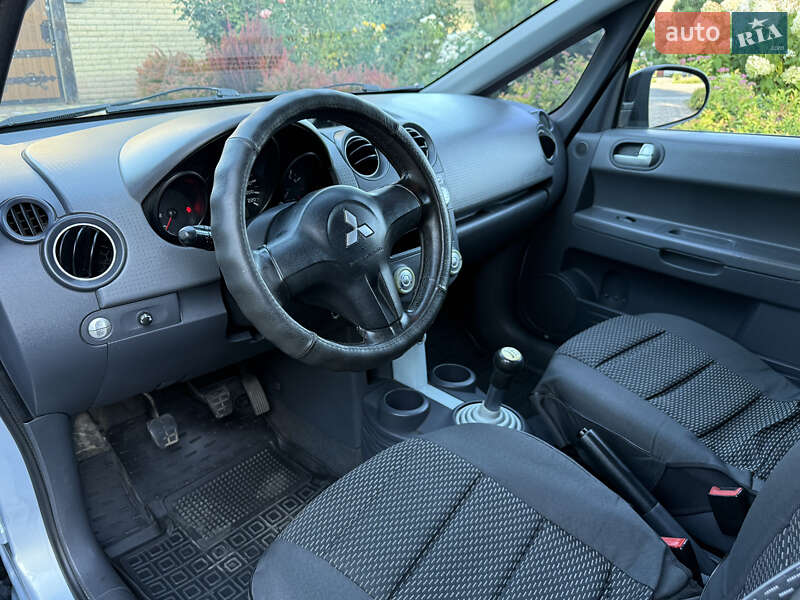 Хетчбек Mitsubishi Colt 2007 в Ніжині