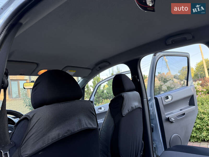 Хетчбек Mitsubishi Colt 2007 в Ніжині