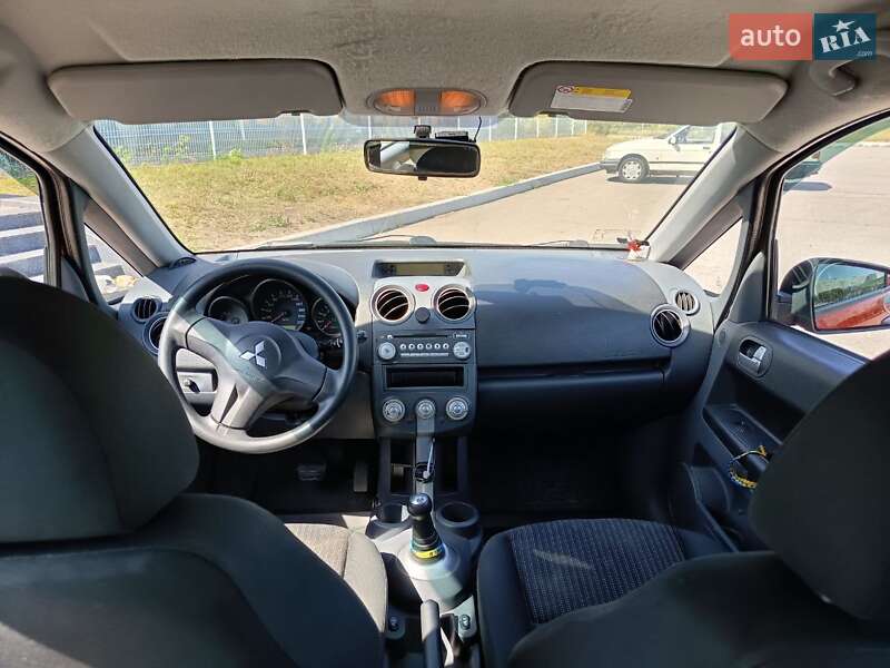Хэтчбек Mitsubishi Colt 2008 в Запорожье фото 8 Хэтчбек Mitsubishi Colt 2008 в Запорожье