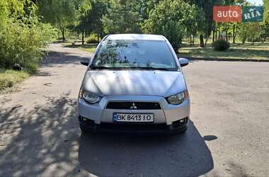Хэтчбек Mitsubishi Colt 2011 в 
