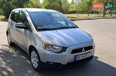 Хэтчбек Mitsubishi Colt 2011 в 