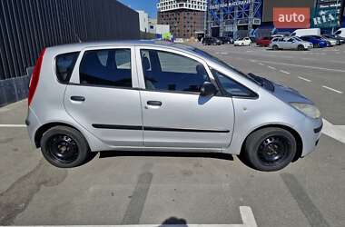 Хэтчбек Mitsubishi Colt 2004 в 