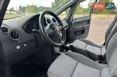 Хетчбек Mitsubishi Colt 2005 в 