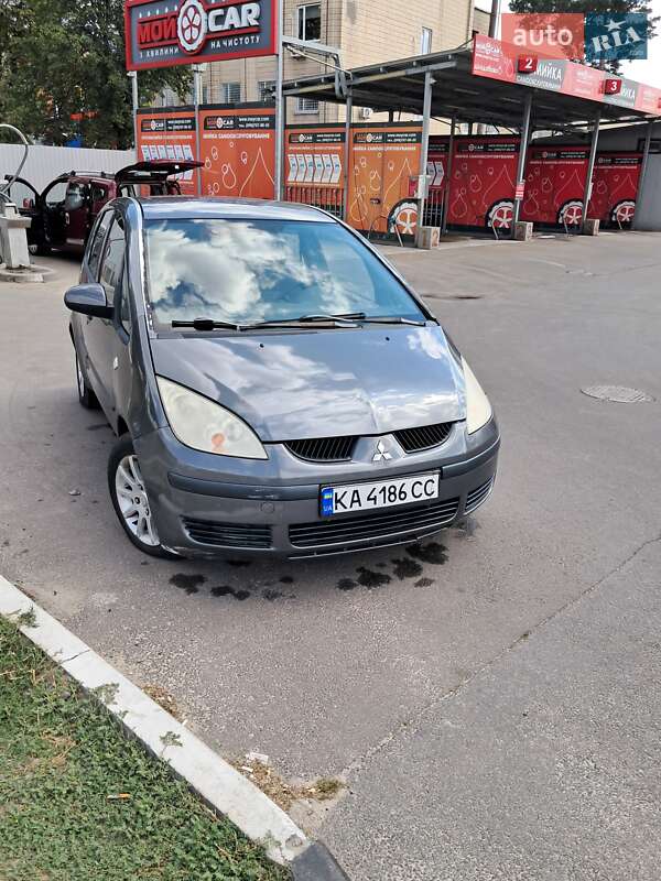 Хэтчбек Mitsubishi Colt 2007 в 