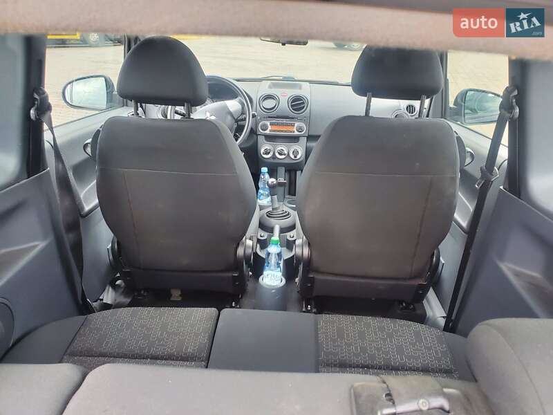 Хэтчбек Mitsubishi Colt 2012 в Черновцах