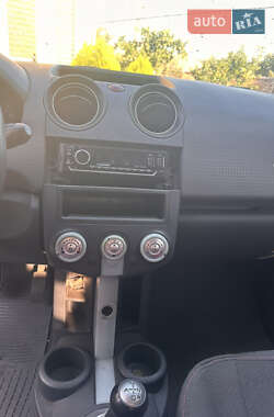 Хетчбек Mitsubishi Colt 2007 в 