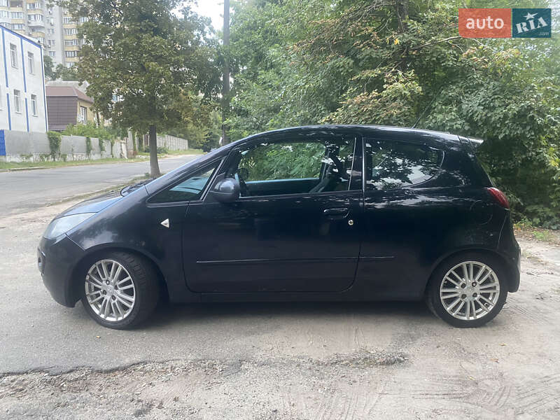 Хэтчбек Mitsubishi Colt 2008 в Киеве фото 9 Хэтчбек Mitsubishi Colt 2008 в Киеве