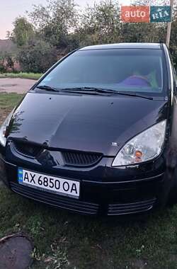Хэтчбек Mitsubishi Colt 2005 в 