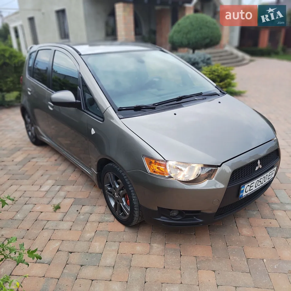 2011 Mitsubishi Colt - мініатюра 11