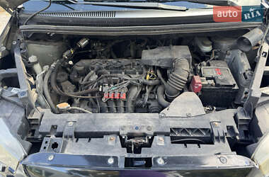 Хэтчбек Mitsubishi Colt 2009 в 