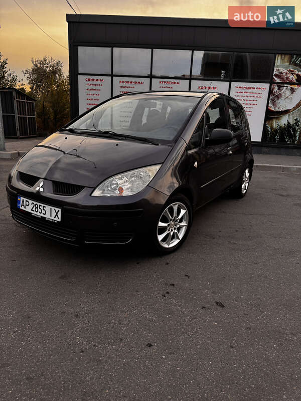Mitsubishi Colt 2005