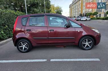 Хэтчбек Mitsubishi Colt 2005 в 