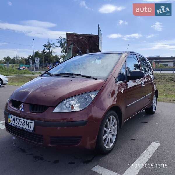 Хэтчбек Mitsubishi Colt 2007 в 