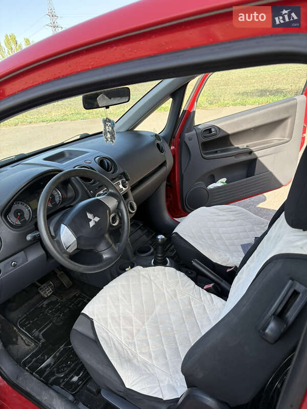Хетчбек Mitsubishi Colt 2009 в Кривому Розі