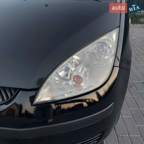 Хэтчбек Mitsubishi Colt 2007 в Городке фото 5 Хэтчбек Mitsubishi Colt 2007 в Городке