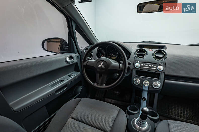 Хетчбек Mitsubishi Colt 2007 в Києві