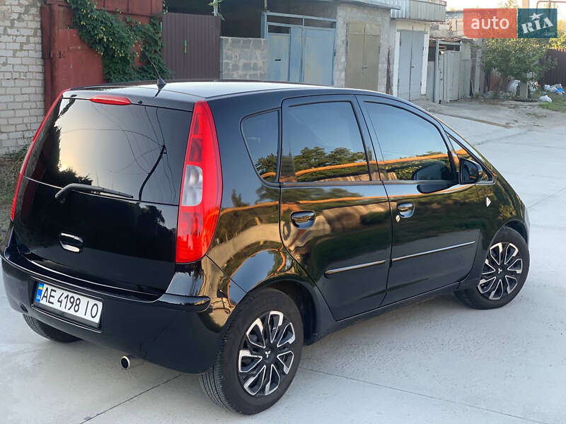 Хетчбек Mitsubishi Colt 2007 в Дніпрі