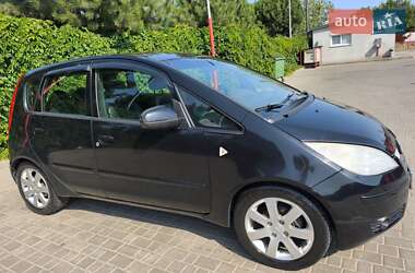 Хэтчбек Mitsubishi Colt 2005 в 