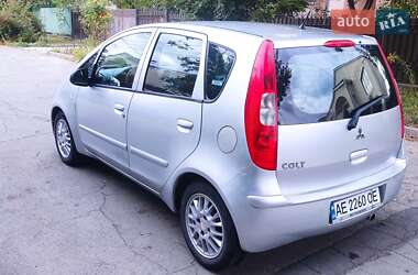 Хэтчбек Mitsubishi Colt 2006 в 